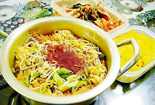 ����������