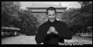 �Ͼ���������Ƭ����������������Ƴ�60�롰�ӳ��桱