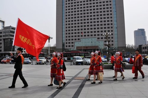 游客掀春游热潮 石家庄至张家界航班31日恢复